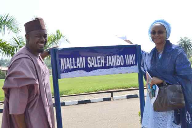 Mallam Saleh Jambo’s children Mr Bashir Jambo, and Mrs Aisha Jambo-Dikko, unveiling the “Mallam Saleh Jambo Way”, a street within the Olashore school compound, named in honour of their father who was one of the Founding Board of Governors in Olashore International School, recently at Olashore International school’s Prize Giving Day in illoko-ijesha, Osun State