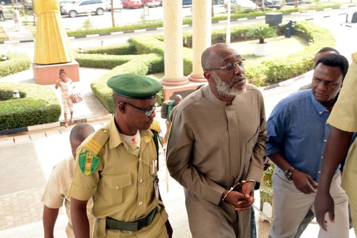 Metuh in handcuffs -4