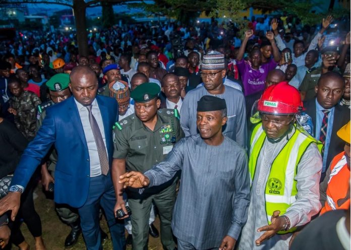 osinbajo at collapsed building site