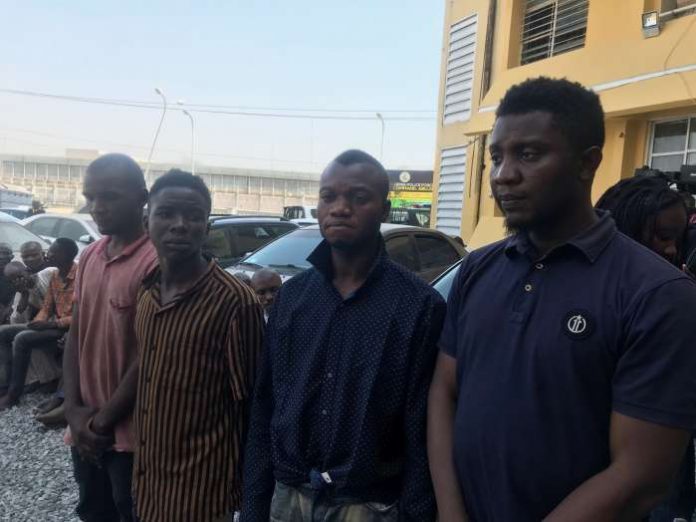 bank-robbery-suspects