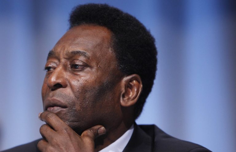 Video of frail Pele with family members goes viral