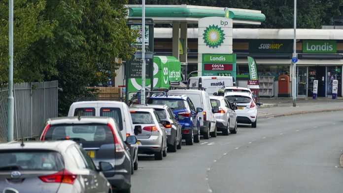 fuel queue uk