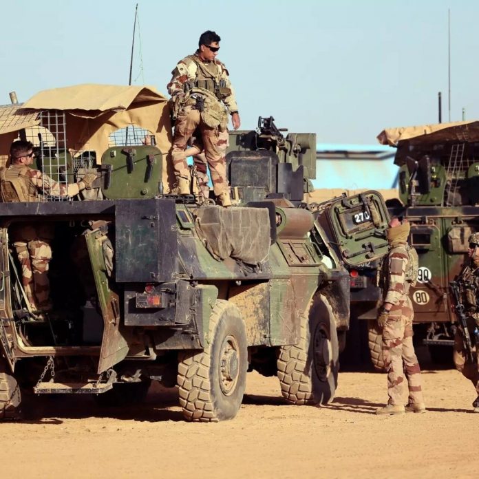 French-Amrmy-Niger-Taille-dorigine